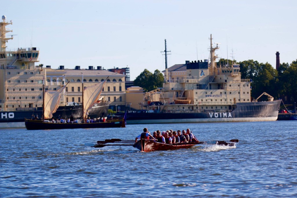 Ecological rowing tours in Helsinki archipelago