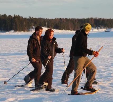 Snowshoe-tours-image-1