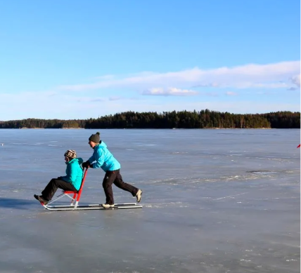 Snowshoe-tours-image-2